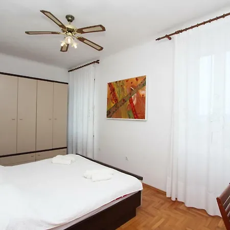 No 1 Apartment *